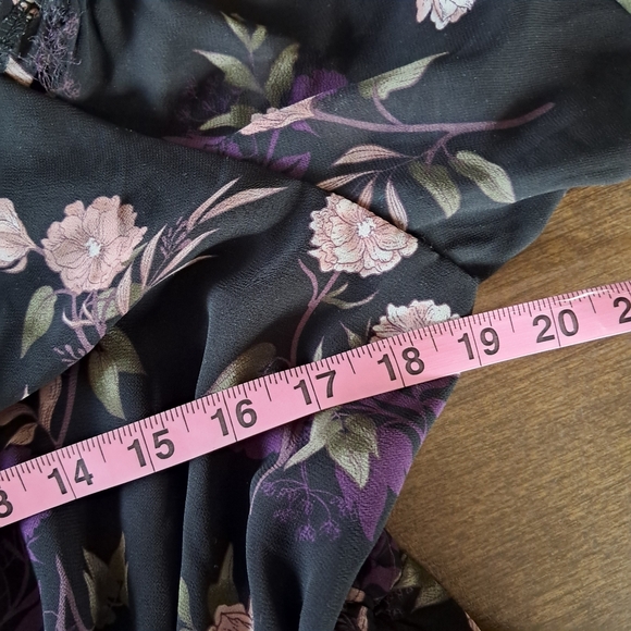 TORRID Plus Size 1 Black And Purple Floral Off The Shoulder Dress - Picture 8 of 9